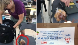 Khách Tây phải mua túi bánh rán mật giá 700.000 đồng ở phố cổ Hà Nội