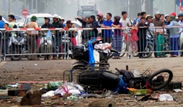 Vật lạ phát nổ ở sân vận động Thái Nguyên, 4 học sinh bị thương