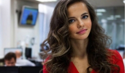 Nữ phát ngôn của Bộ trưởng Quốc phòng Nga gây sốt vì quá xinh đẹp