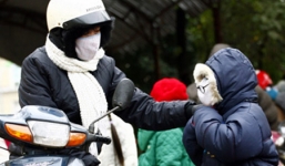 Không khí lạnh tăng cường, miền Bắc mưa rét, miền Trung lũ lên