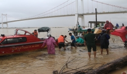 Đã tìm thấy thi thể nam thanh niên 19 tuổi nhảy cầu Thuận Phước tự tử cùng bạn thân