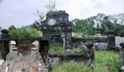 Thông tin bất ngờ vụ mộ mẹ vua Dục Đức bị kẻ trộm xới tung tìm kho báu