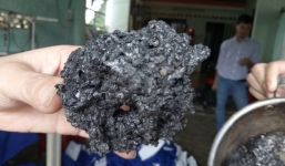 Người dân vùng lũ nghi nhận gạo giả: Phó CT UBMTTQ nghĩ 'có bàn tay phá hoại'