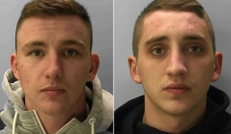 Tranh giành taxi, 2 thanh niên đánh ông già đến chấn thương sọ não