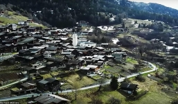 Thị trấn xinh đẹp tại Thụy Sĩ trả tiền cho người dân đến ở