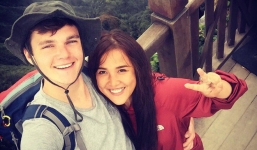 Liều đi du lịch cùng người lạ, mẹ đơn thân chiếm được trái tim chàng trai Anh đẹp trai, kém mình 10 tuổi