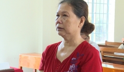 Người đàn bà trốn truy nã 24 năm sau khi tạt axit mù mắt 'chồng hờ' vì ghen tuông