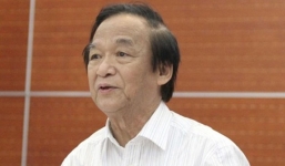 “Giáo sư biết tuốt”: Nếu cải tiến tiếng Việt, hàng triệu người dân phải đi học từ đầu