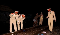 Nam thanh niên bị tàu hỏa tông chết sau khi tự tử bất thành