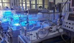 2 bé sinh non chuyển từ Sản nhi Bắc Ninh lên BV Nhi TƯ tiên lượng xấu