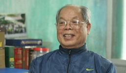 PGS Bùi Hiền: 'Tiến sĩ Đoàn Hương đâu có ý kiến bảo vệ tôi mà bị ném đá'