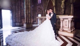 Rò rỉ thiệp cưới của Lâm Khánh Chi và chồng kém 8 tuổi