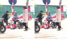 Nữ 'ninja' đáng yêu nhất mùa đông năm nay nhờ hành động tặng áo ấm cho cậu bé đánh giày