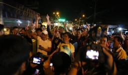 Người dân nấu gà, vịt để ăn mừng tin Thủ tướng quyết định ngừng thu phí BOT Cai Lậy 1 tháng