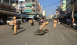 Lái xe gây tai nạn, đưa nạn nhân đi cấp cứu rồi bỏ trốn