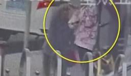 Tên cướp giật điện thoại xong chạy nhầm vào đồn cảnh sát vì chưa thuộc đường