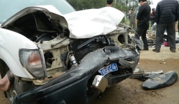 Xe UBND huyện va chạm với xe máy, 3 người tử vong trên quốc lộ