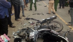 Đâm trực diện ôtô biển xanh, 3 thanh niên tử vong khi vừa rời đám cưới