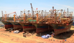 Vụ tàu thép hư hỏng 9 tháng nằm bờ: Ngư dân Bình Định yêu cầu bồi thường 45,6 tỷ