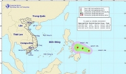 Xuất hiện áp thấp nhiệt đới gần biển Đông có khả năng mạnh thành bão