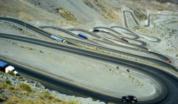 Những cung đường rợn tóc gáy trên toàn thế giới