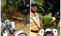 Dân bản ở Sơn La chặn xe môtô cảnh sát giao thông 'đòi thu phí BOT'