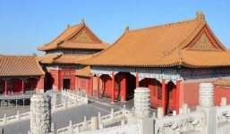 Có đến 9.999 gian phòng, tại sao Tử Cấm Thành không có dù chỉ một nhà vệ sinh?