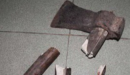 Tạm giữ gã chồng dùng búa đánh chết vợ vì bị từ chối quan hệ