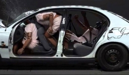 Từ 1/1/2018 xử phạt người ngồi ghế sau ôtô không thắt dây an toàn