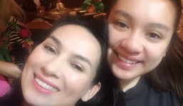 Con ruột Phi Nhung lần đầu về nước, đón Giáng sinh cùng mẹ