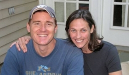 Cặp vợ chồng nhận cái kết thảm từ bạn trai của con vì phản đối chuyện yêu đương