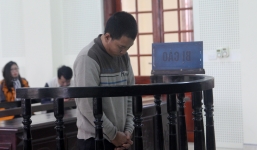 Bản án 13 năm tù dành cho gã đàn ông nhậu say hiếp dâm con gái ruột