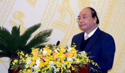 Thủ tướng: Bí thư, Chủ tịch tỉnh đừng lên Trung ương biếu xén tết nữa