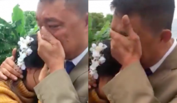 Bố khóc nức nở tiễn con về nhà chồng gây bão mạng: 'Nhà có 2 đứa, 1 đứa đi rồi, đứa kia lấy chồng nốt thì bố trắng tay'