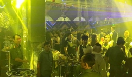 Hàng trăm cảnh sát bao vây hai quán bar lớn tại Sài Gòn, tìm ma tuý