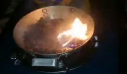 Tung tin gạo giả  ở Cà Mau trên Facebook, cô gái bị phạt 10 triệu đồng