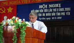 Chánh án TAND tỉnh Phú Yên xin nghỉ trước tuổi để đi chữa bệnh