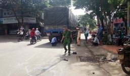 TNGT nghiêm trọng: Bị xe tải kéo lê, 1 người tử vong