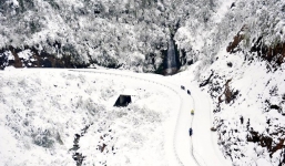 Đêm nay mưa tuyết, băng giá có thể xuất hiện ở Fansipan