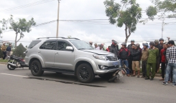 Đà Nẵng: Ô tô biển xanh va chạm với xe máy, người đàn ông chết thương tâm