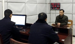 Cuối năm thiếu tiền về quê, người chồng dựng chuyện bắt cóc để đòi tiền chuộc từ vợ