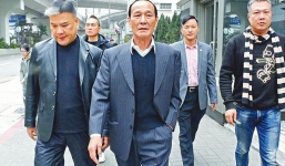 Đại ca xã hội đen khét tiếng Hong Kong: Không sợ trời đất, chỉ sợ vợ