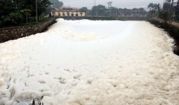 Lượng amoni tại 'sông tuyết' Hà Nam vượt 70 lần cho phép