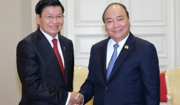 Thủ tướng Nguyễn Xuân Phúc gặp Thủ tướng Trung Quốc Lý Khắc Cường