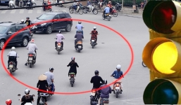 Nam tài xế kiện CSGT vì bị phạt lỗi vượt đèn vàng, yêu cầu bồi thường 1.000 đồng