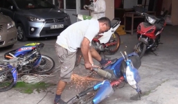 Cắt nhỏ 38 mô tô đua trái phép của 'quái xế' mang bán sắt vụn