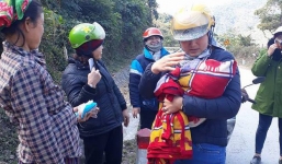9 cô giáo vùng cao đỡ đẻ thành công sản phụ chuyển dạ trên đường