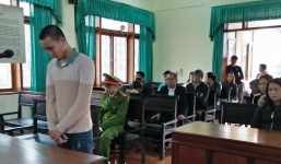 Từ chối truyền dịch, một phó trạm trưởng y tế xã bị chém