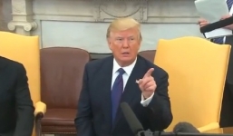 Video: Trump chỉ mặt, đuổi thẳng phóng viên CNN ra ngoài