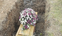 Những cái chết thương tâm và hy hữu từ 'hung thần' bồn cầu